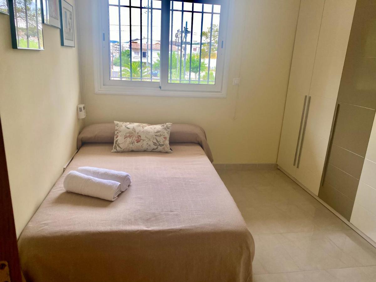 Apartamento Completo Frente Al Mar Creixell Bagian luar foto